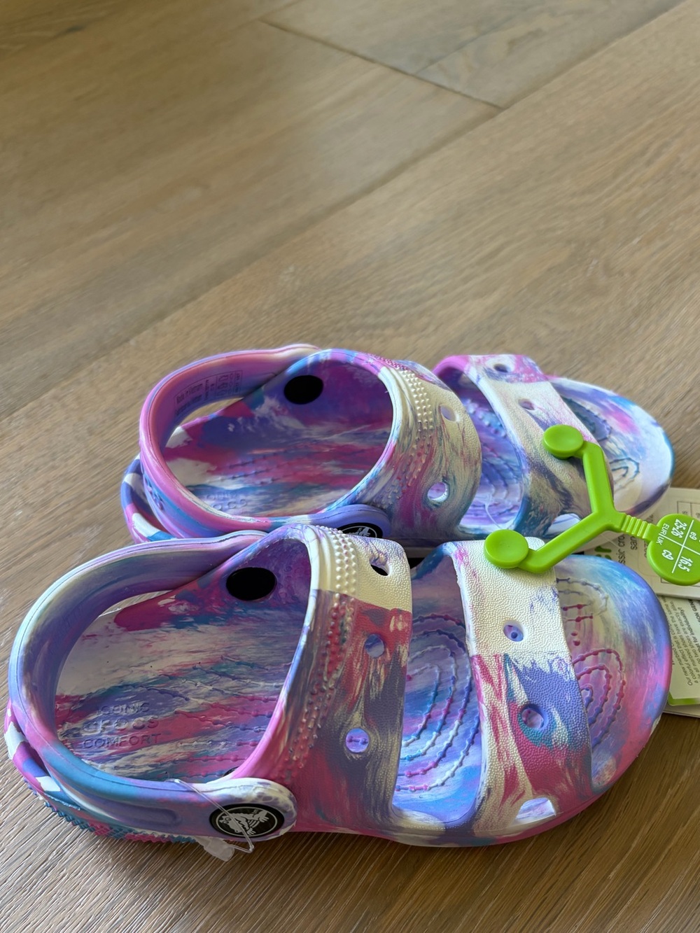CROCS Kids' Marble-Print Clog Sandals in Pink, Purple & Blue